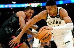 包含字母哥新星逆转表现惊艳，美国队未来可期！的词条