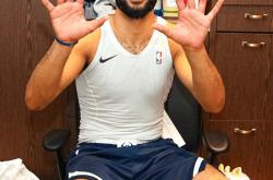 关于穆雷连续七场比赛得分超过大胜，切尔西挑战极限！的信息